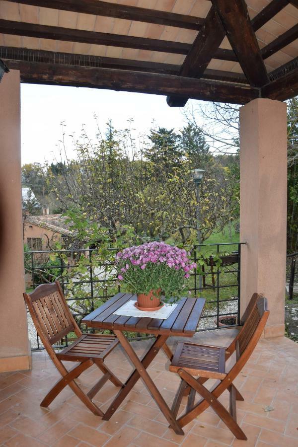 Agriturismo Gioie Di Campagna Фабріано Екстер'єр фото